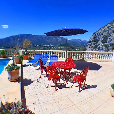 Romana Mountainside In Alcalali, Jalon Valley *
